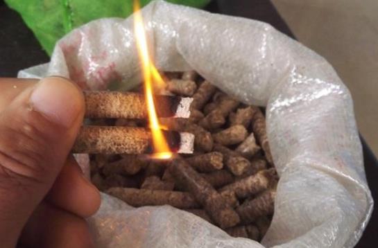 生物质燃料草莓影视大全污颗粒燃料取暖图片