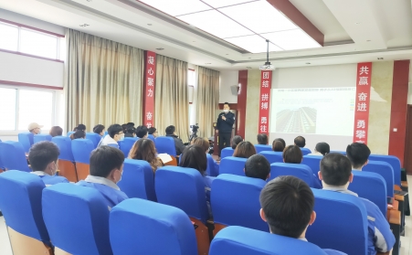 强化消防宣传，普及消防知识———山东草莓污视频在线观看开展消防安全知识培训会